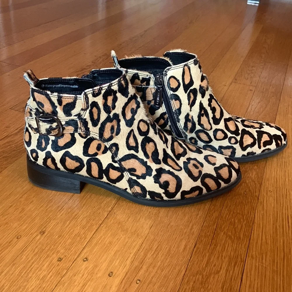 Blondo Leopard print calf hair WATERPROOF boot. Tami ankle‎ boot size 8m